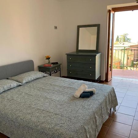 Casa Lisetta, 3-Room Apartment With Lake View Torri Del Benaco Exterior foto