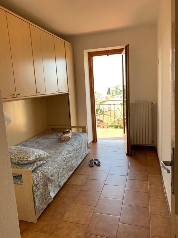 Casa Lisetta, 3-Room Apartment With Lake View Torri Del Benaco Exterior foto